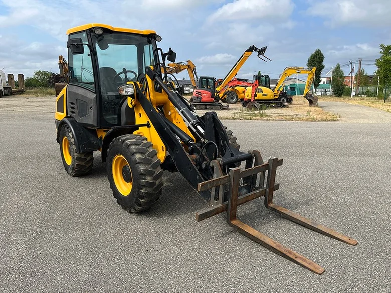 Wheel loader JCB 406