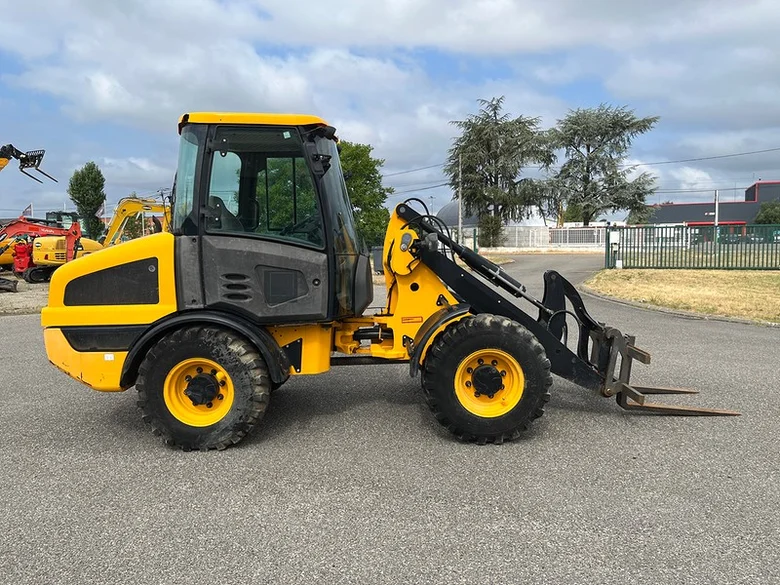 Wheel loader JCB 406