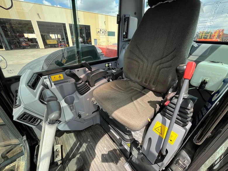 Mini diggers KUBOTA KX080