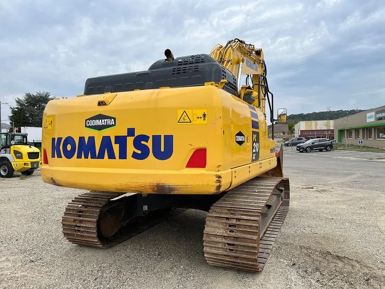 Pelle sur chenilles KOMATSU PC210