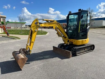 Mini diggers KOMATSU PC26MR-5