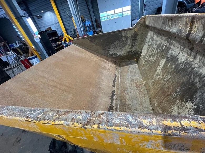 Dumpers JCB 6FT-2