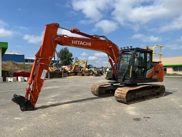 Pelle sur chenilles HITACHI ZX130LCN-7