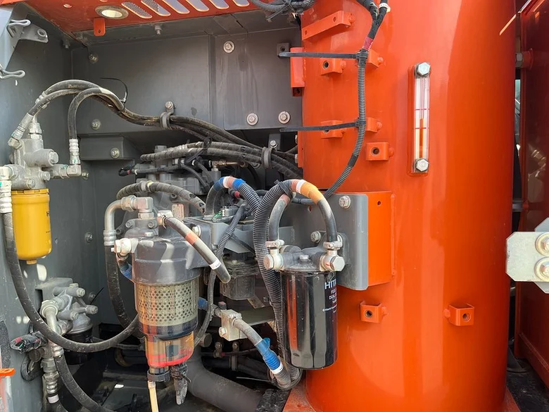 Excavadora sobre orugas HITACHI ZX130LCN-7