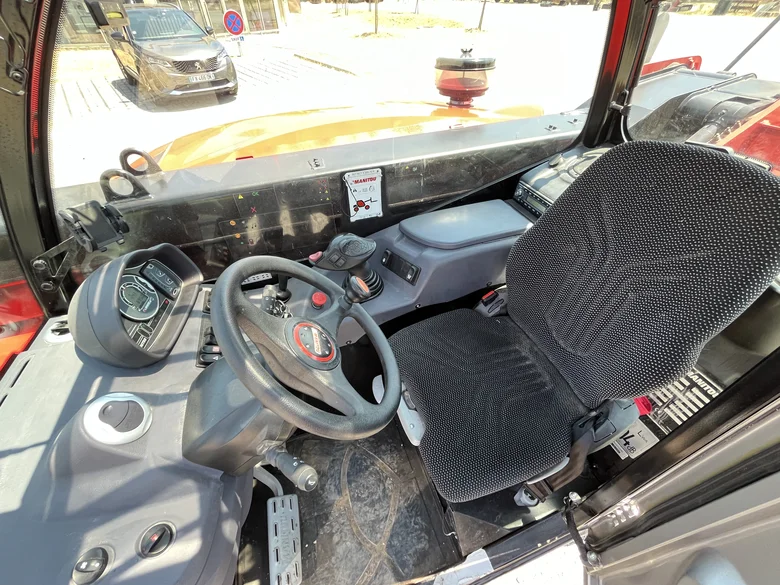 Telescopic forklift MANITOU MLT625 75 PS