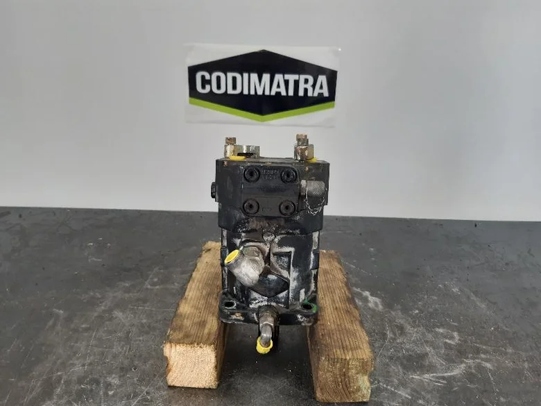 Motor hidráulico de avance para LIEBHERR L538