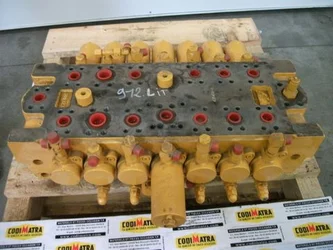 Distributeur hydraulique pour LIEBHERR R912HDSL