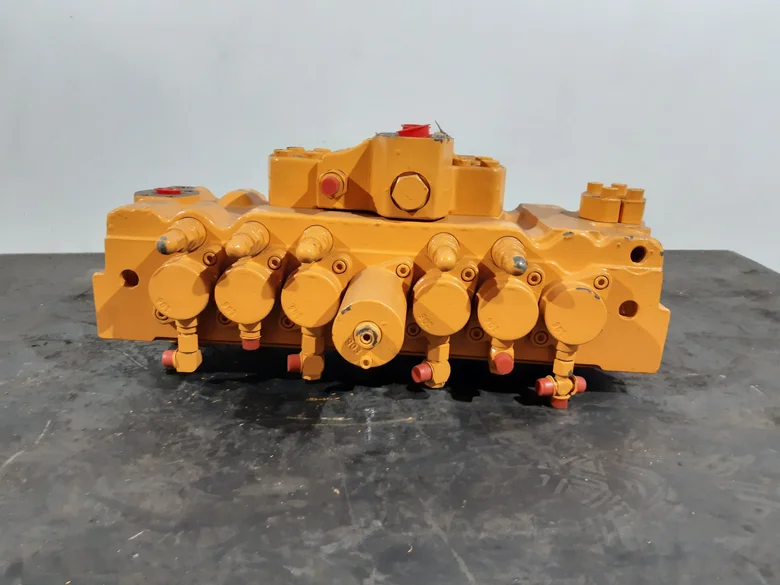 Distributeur hydraulique pour LIEBHERR R912HDSL
