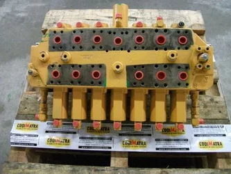 Distributeur hydraulique pour LIEBHERR R922HDSL