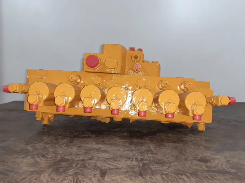Distribuidor hidráulico para LIEBHERR R922HDSL
