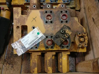 Distributeur hydraulique pour LIEBHERR R954B