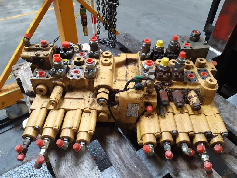 Distribuidor hidráulico para CATERPILLAR 320B