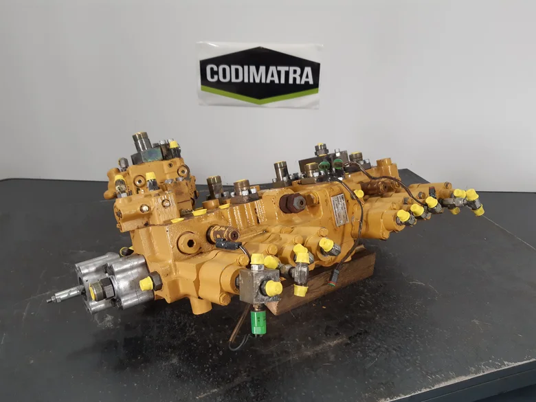 Distribuidor hidráulico para CATERPILLAR 330B