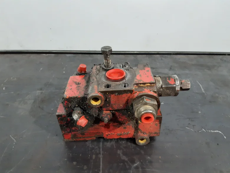 Hydraulic distributor for CATERPILLAR 350
