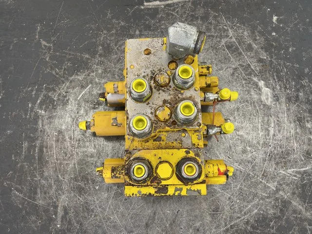 Distribuidor hidráulico para CATERPILLAR 924G