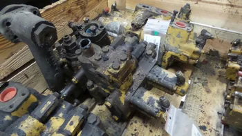 Distributeur hydraulique pour CATERPILLAR 950F