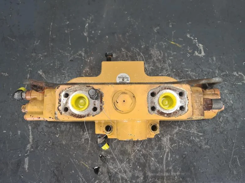 Hydraulic distributor for CATERPILLAR 730C2
