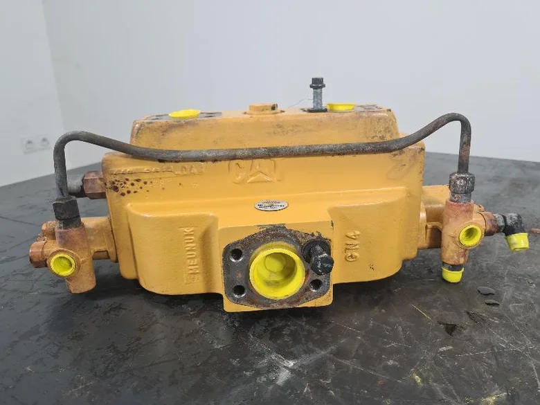 Hydraulic distributor for CATERPILLAR 730C2