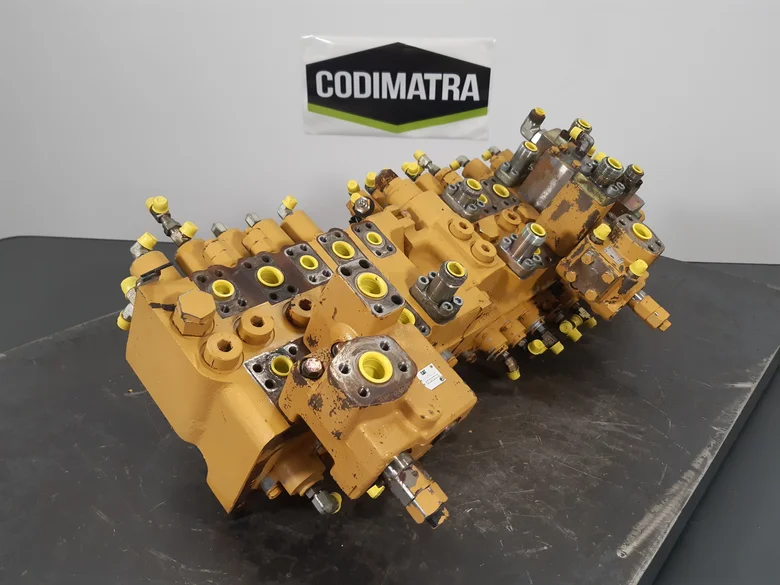 Distributeur hydraulique pour CATERPILLAR 318C