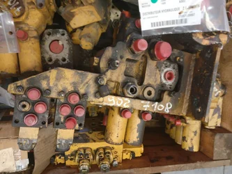 Distribuidor hidráulico para LIEBHERR A902