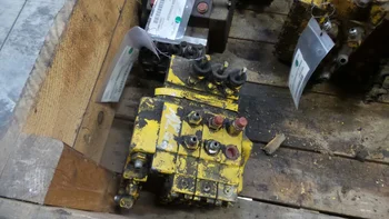 Distributeur hydraulique pour CATERPILLAR 120G