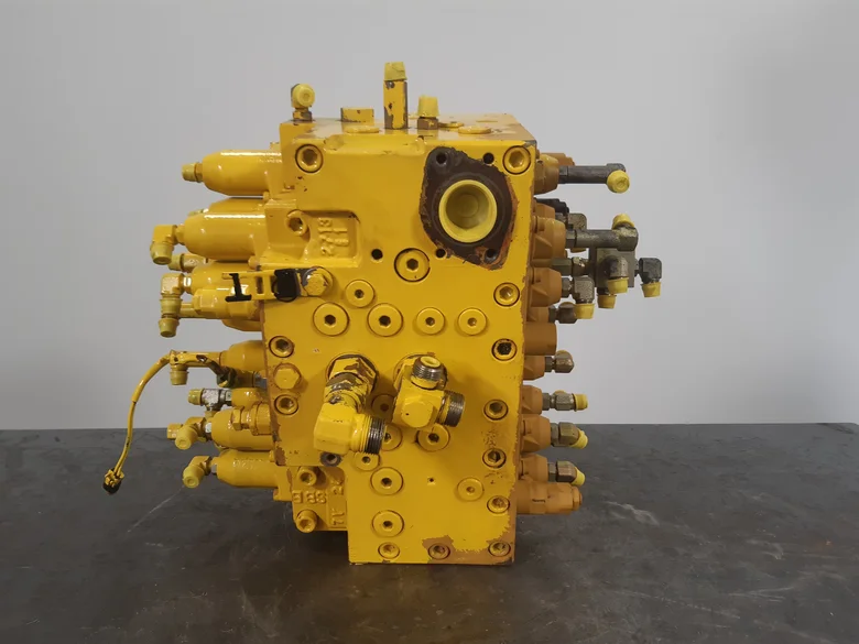 Distribuidor hidráulico para CATERPILLAR 314CLCR