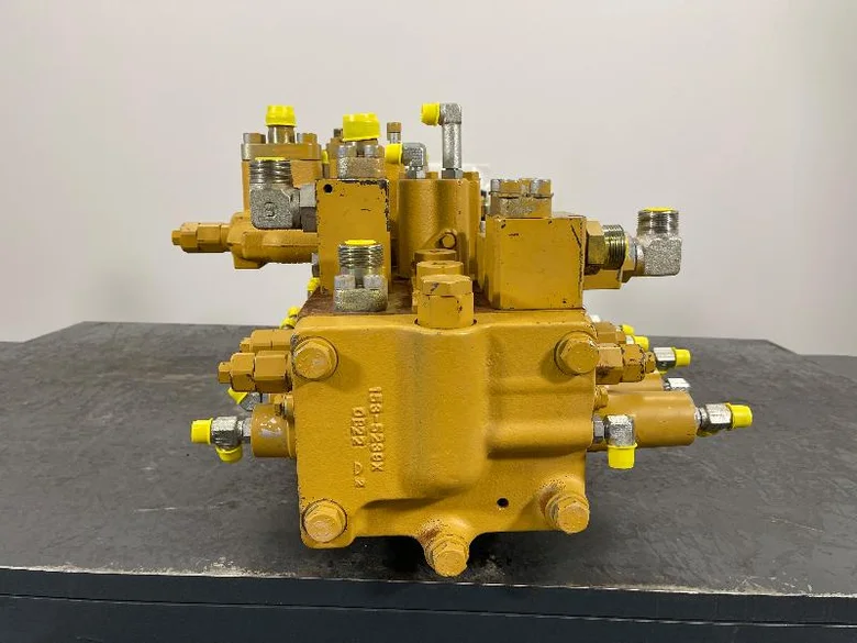 Distribuidor hidráulico para CATERPILLAR 321DLCR