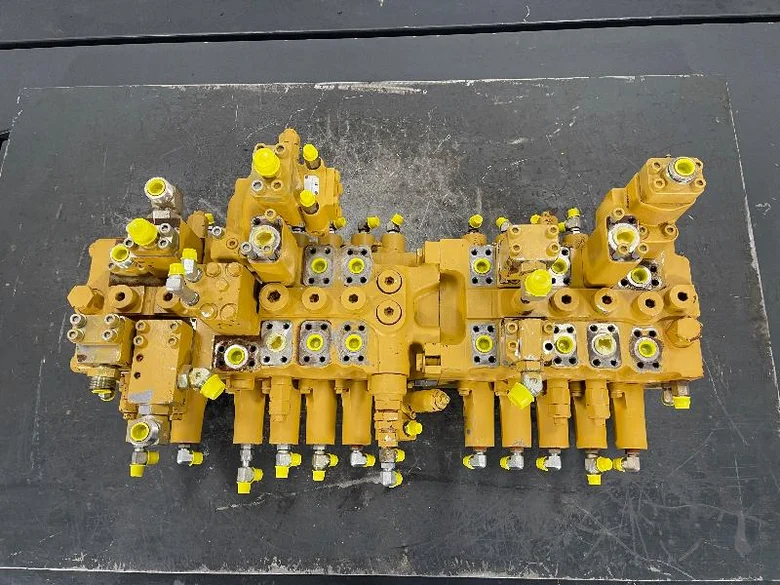 Distribuidor hidráulico para CATERPILLAR 321DLCR
