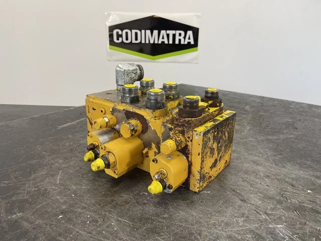 Distributeur hydraulique pour CATERPILLAR 924H