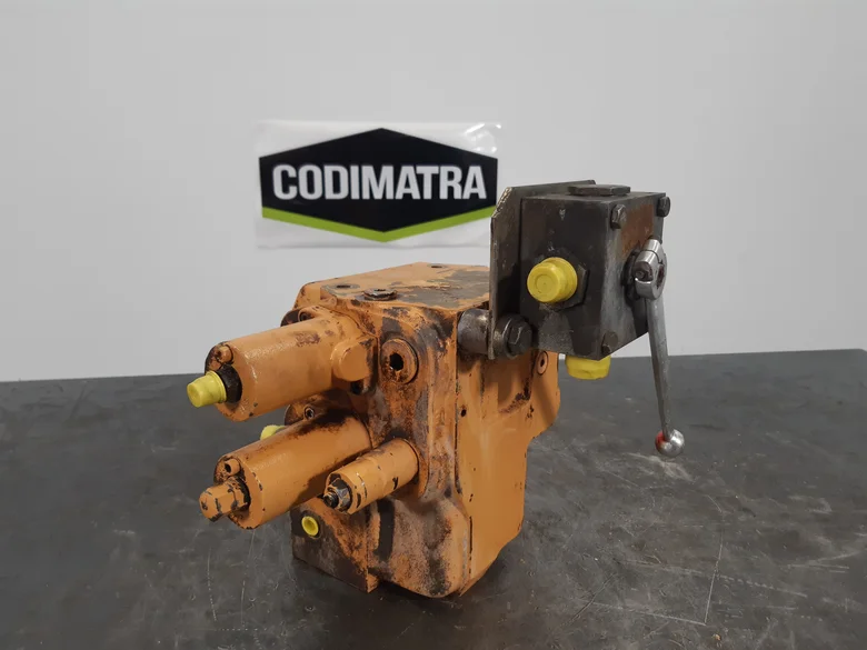 Hydraulic distributor for CASE WX200