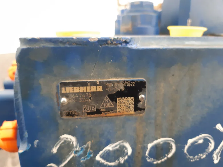 Hydraulic distributor for LIEBHERR L556XPOWER