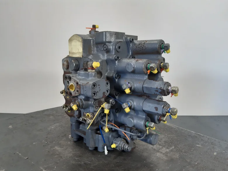 Hydraulic distributor for CASE 9046