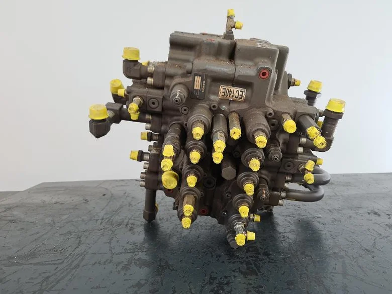 Hydraulic distributor for VOLVO ECR145EL