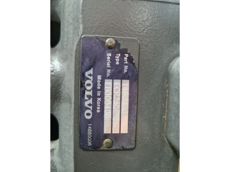 Distributeur hydraulique pour VOLVO ECR235DL