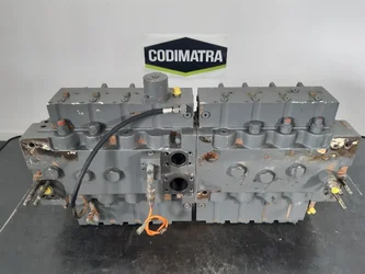 Distributeur hydraulique pour LIEBHERR R974C
