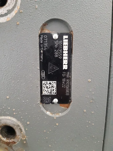 Distributeur hydraulique pour LIEBHERR R974C