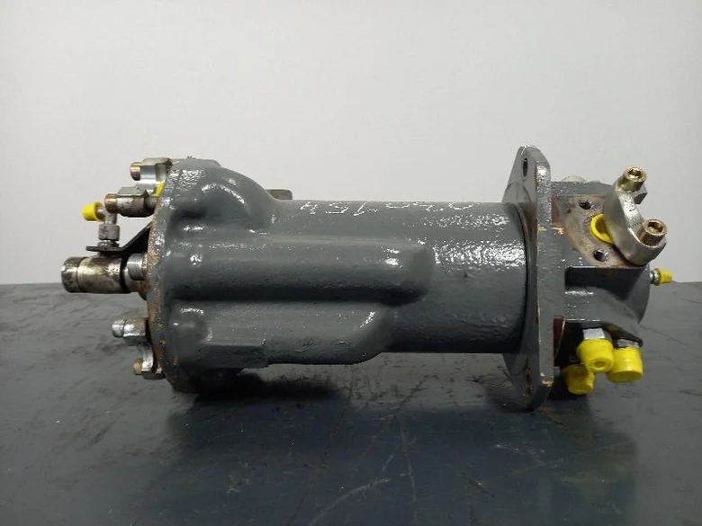 Swivel joint for LIEBHERR R924COMP