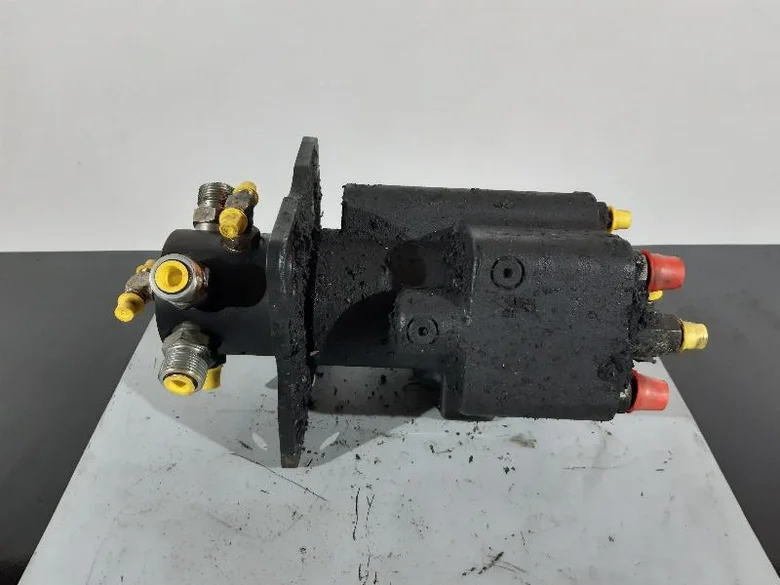 Swivel joint for HITACHI ZX48