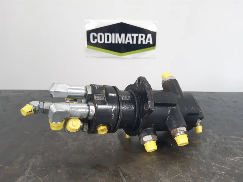 Junta giratoria para NEW HOLLAND E135B