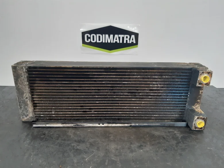 Oil cooler for CATERPILLAR M320