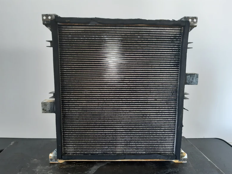Oil cooler for CATERPILLAR 325LN