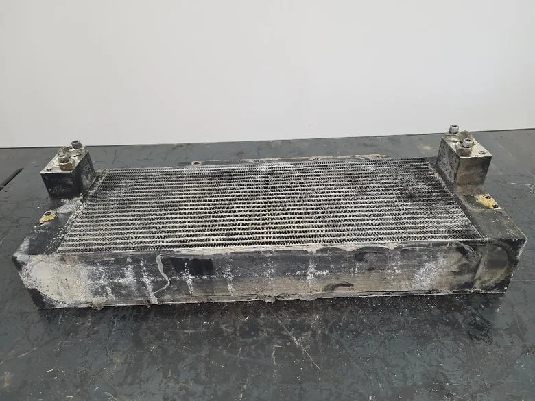 Radiador de aceite para JCB JZ235LC