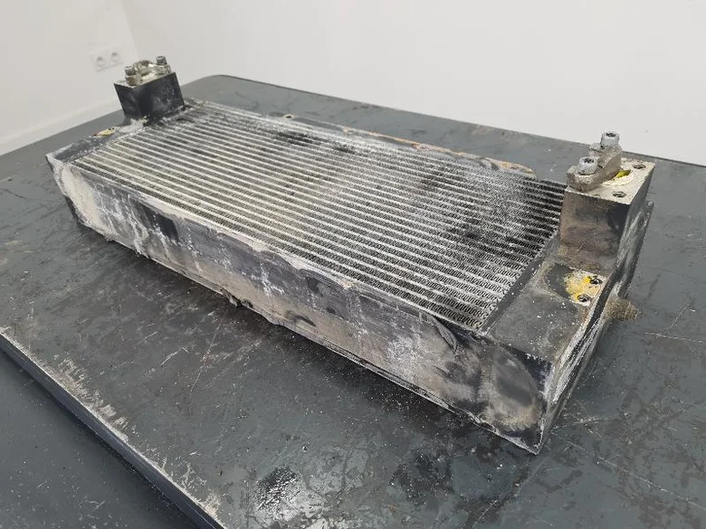 Radiador de aceite para JCB JZ235LC