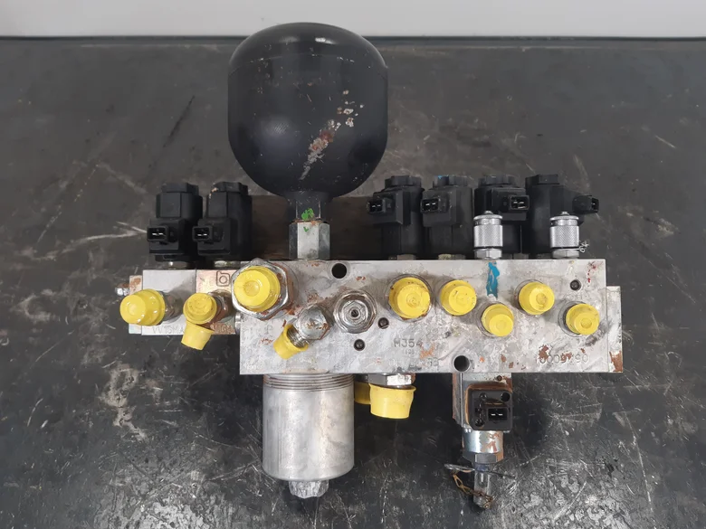 Válvulas eléctricas para LIEBHERR R974C