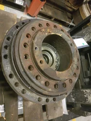 Réducteur de translation pour LIEBHERR R924C