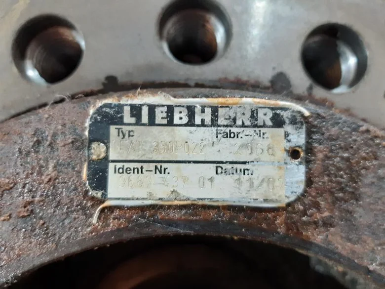 Réducteur de translation pour LIEBHERR R924COMP