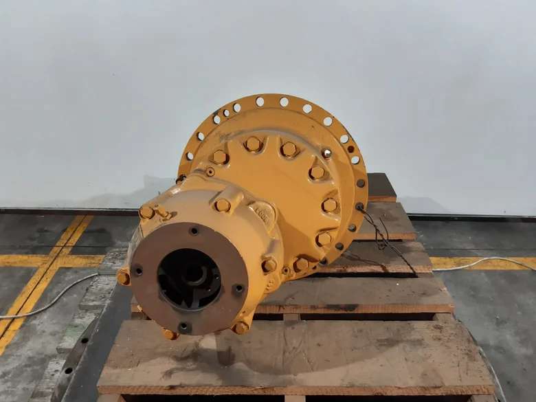 Réducteur de translation pour LIEBHERR R941A