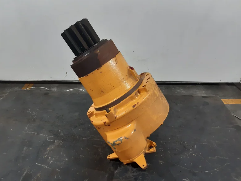 Rotation reducer for LIEBHERR R912HDSL