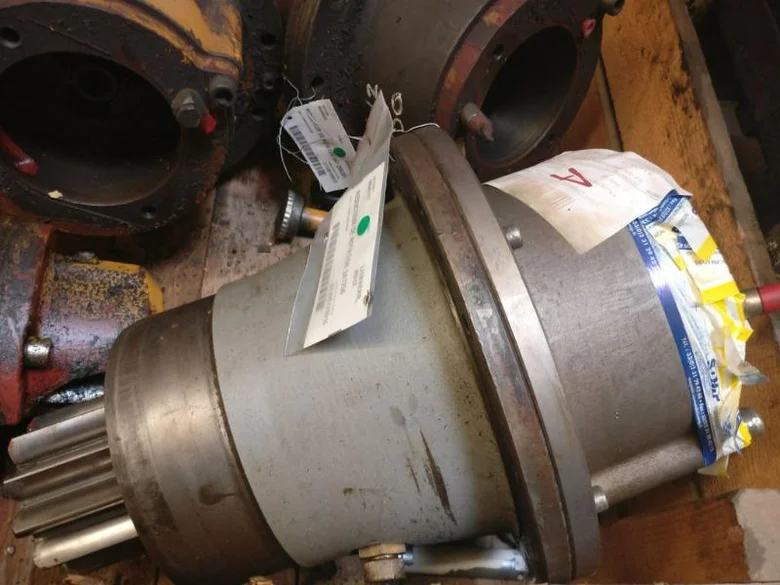 Reductor de rotación para LIEBHERR R912