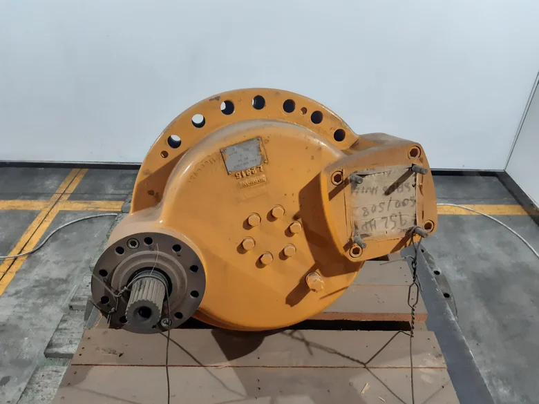Réducteur de rotation pour LIEBHERR R952